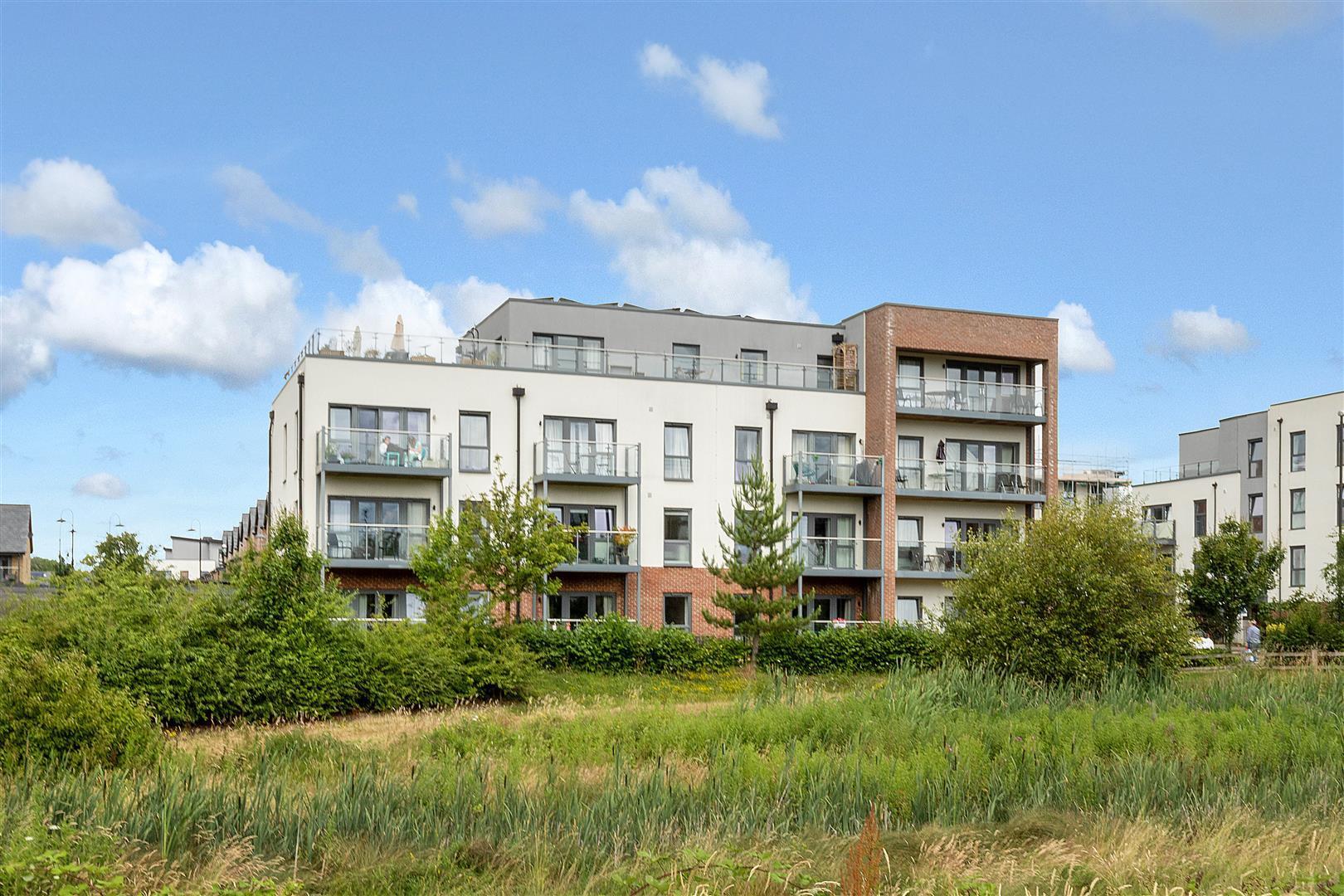 1 bed property in Atlas Way, Oakgrove